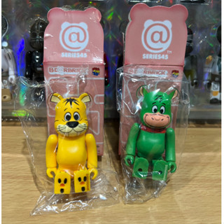 [Set คู่] Bearbrick Be@rbrick Series 45 Animal &amp; Secret Animal:The Flintstones Baby Puss &amp; Hoppy