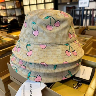 💚แท้💯 พร้อมส่ง💚หมวก ลายน้องเชอรี่ COACH CE960 Signature Heart Cherry Print Bucket Hat