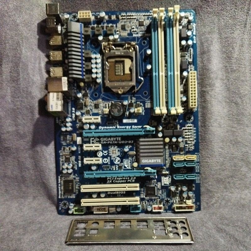 Gigabyte GA-P67A-UD3-B3 LGA1155 เมนบอร์ดมือสอง สภาพดี