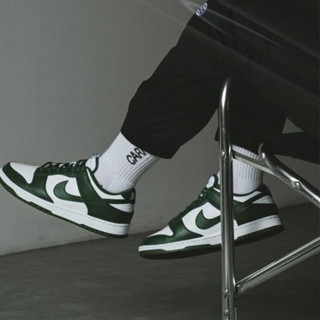 รองเท้า Nike Dunk Low Michigan State