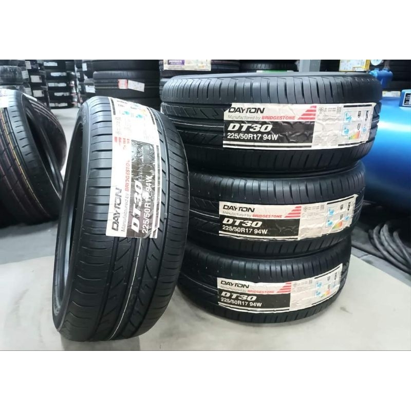 ยางใหม่ค้างปี 225/50R17 Dayton DT30 ผลิตปี 2021 พร้อมจุ๊บลมแปซิฟิก 4 ตัว จัดส่งฟรีมีเก็บปลายทาง