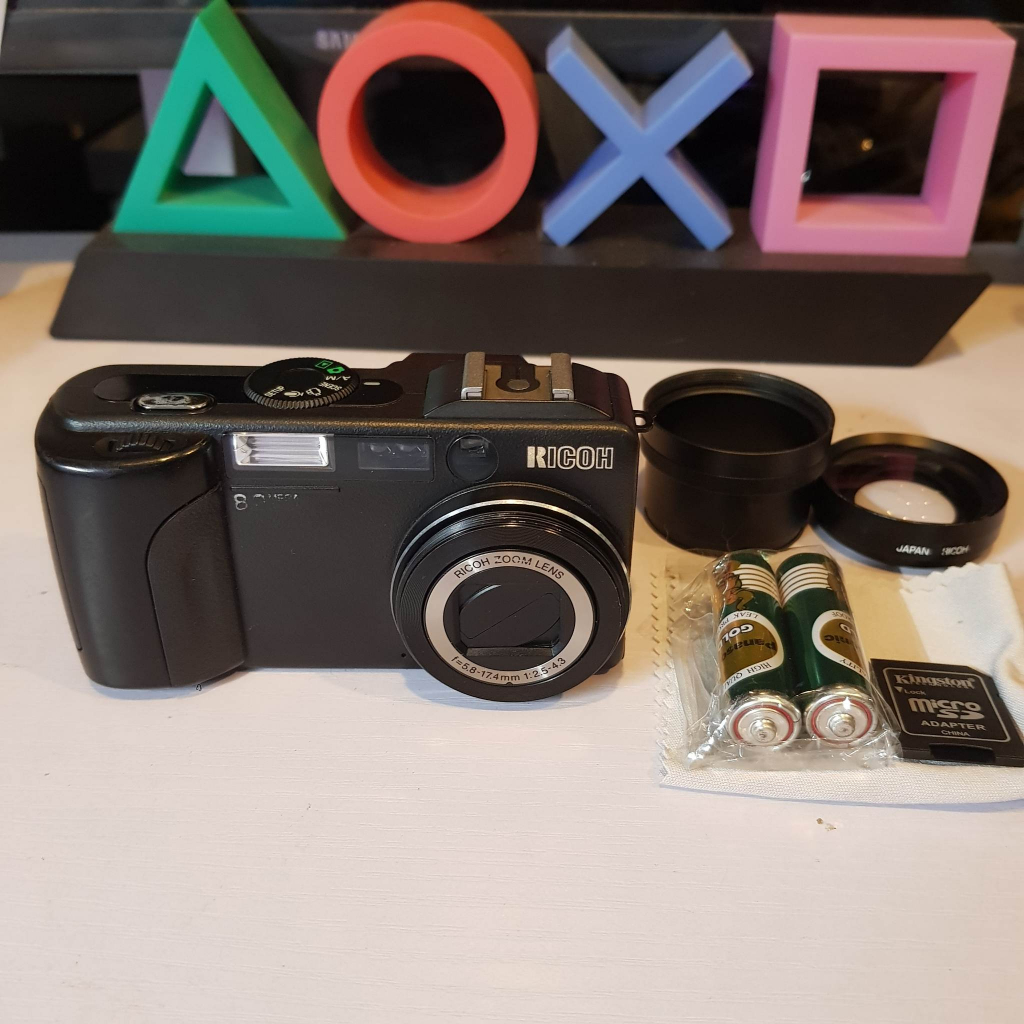กล้อง Ricoh GX8 ใส่ถ่านAA (มือสอง)