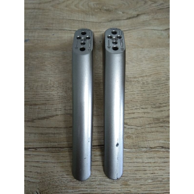 ขา TV TCL 40นิ้ว รุ่น 40S65A,40S66A,40D2030,40D3000มือสอง