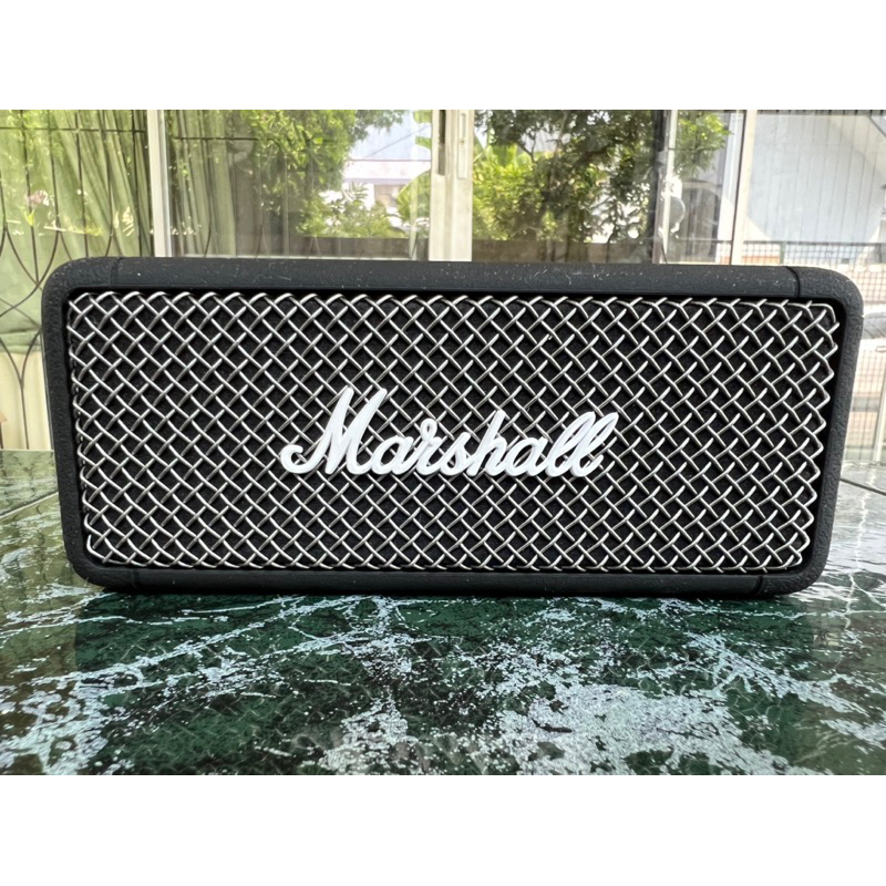 marshall emberton รุ่นแรก มือสอง สภาพดี ใช้น้อย