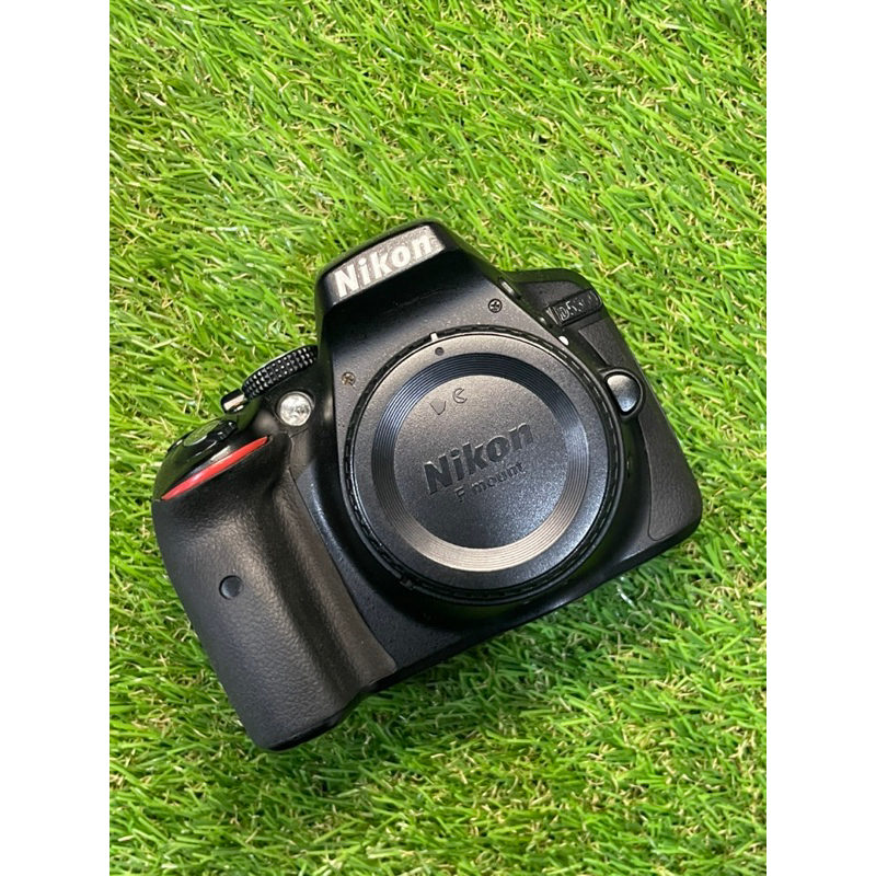 (มือสอง)กล้อง Nikon D5300 บอดี้ไม่รวมเลนส์ ใช้งานปกติเต็มระบบ