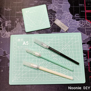 ปากกาคัตเตอร์ แถม 12 ใบมีด มีดตัดสติ๊กเกอร์ คัตเตอร์ Art Knife งาน DIY แผ่นรองตัด ขนาด A5