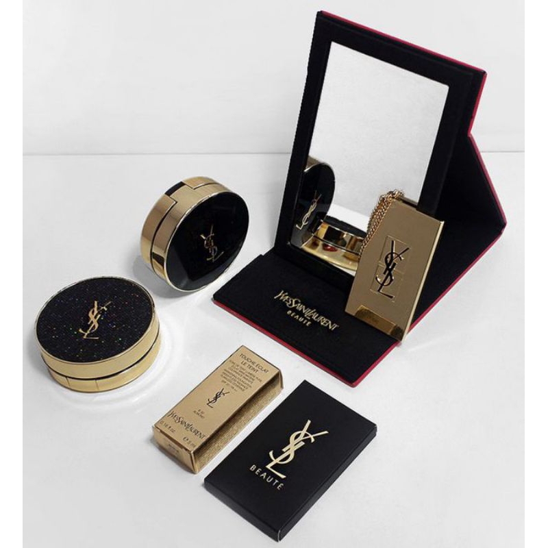 YSL กระจกหนังแก้ว พับตั้งได้ สวยพรีเมี่ยม ขนาดใหญ่กำลังดี