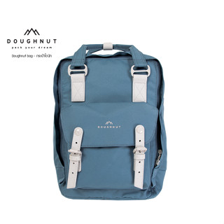 DOUGHNUT BAG : MACAROON MONET SERIES CLASSIC : DUSTY BLUE ดีไซเนอร์รุ่นใหม่ของเรา มีเป้าหมายที่จะออกแบบกระเป๋าคุณภาพสูงและใช้งานได้จริง ให้กับลูกค้า สไตล์ขี้เล่น สีสันสดใส กระเป๋าโดนัทเป้สะพายหลัง น้ำหนักเบา หนังแท้ กันน้ำ  (รหัสสินค้า 09446)