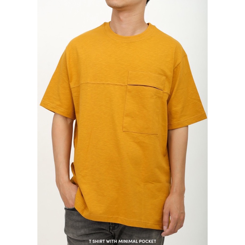 เสื้อยืด ทรง กึ่ง โอเวอร์ไซส์ กระเป๋าแบบปิด ซ่อน ผ้านิ่มมาก หนากำลังดี มี 10 สี