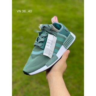 รองเท้าผ้าใบ อดิดาส NMD R1🔥S.36-45 สีดำ รองเท้าผ้าใบผู้ชายและผู้หญิง รองเท้าทำงาน รองเท้าลำลอง สินค้าพร้อมกล่อง