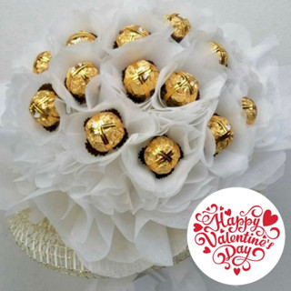 ช่อเฟอเรโร่สีขาว มีเฟอเรโร่ 11 ลูก ช่อวาเลนไทน์ ของขวัญวันวาเลนไทน์ (White Ferrero Rocher Bouquet/ Valentine Bouquet)