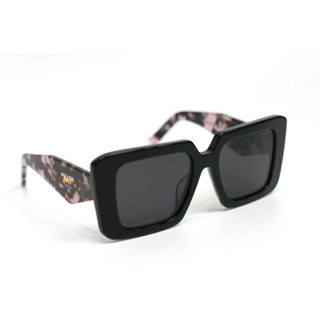 Like new Prada Sunglasses 2022