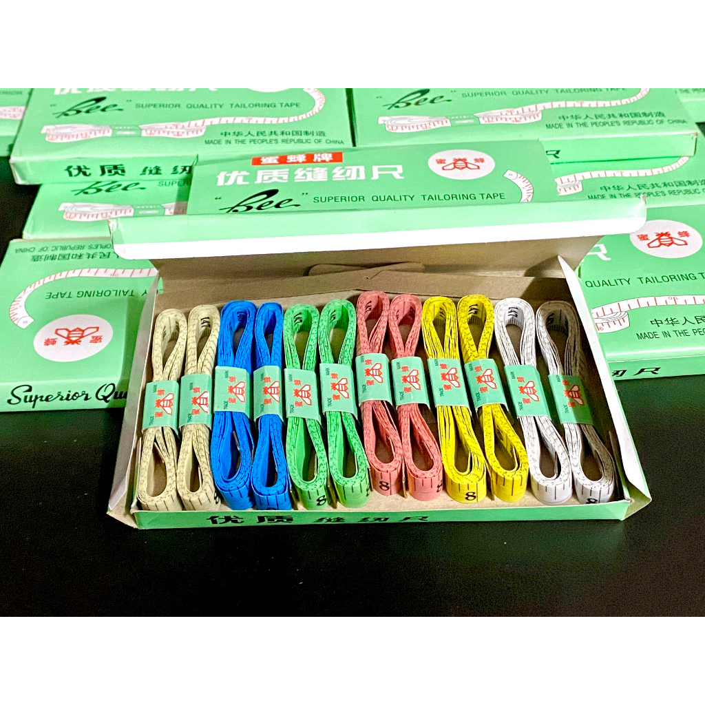 สายวัด ยกกล่อง ตัวเลขชัดเข้ม กันน้ำ คละสี 6 สี สายวัดเอว รอบแขน สายวัดช่างเย็บผ้า ยาว 150 เซ็น หรือ 60 นิ้ว 12 เส้น
