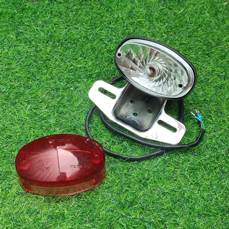 ไฟท้ายแต่ง พร้อมแป้นยึด ใส่ Stallions CT150 , CT400 และอื่นๆ (ไม่มีน็อตยึด)