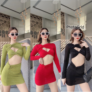 🔥ชุดเซ็ท 2 ชิ้น🔥 6 สีพร้อมส่ง 🌈 เสื้อครอปดีเทลบิดหน้าเป็นโบว์+กระโปรงสั้น ‼️ สุดเซ็กซี่🌶️  ปังมาก✨