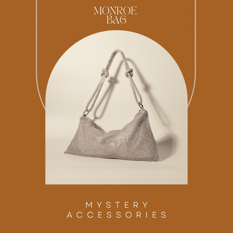 [3.3 ลดสูงสุด 300.- โค้ดF8Q2RR] B365: Monroe Bag | Mystery Accessories กระเป๋าสะพายประดับเพชร
