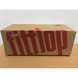 กล่องกระดาษ ใส่รองเท้า Fitflop กล่องใส่ขนาด 41 ส่งต่อ