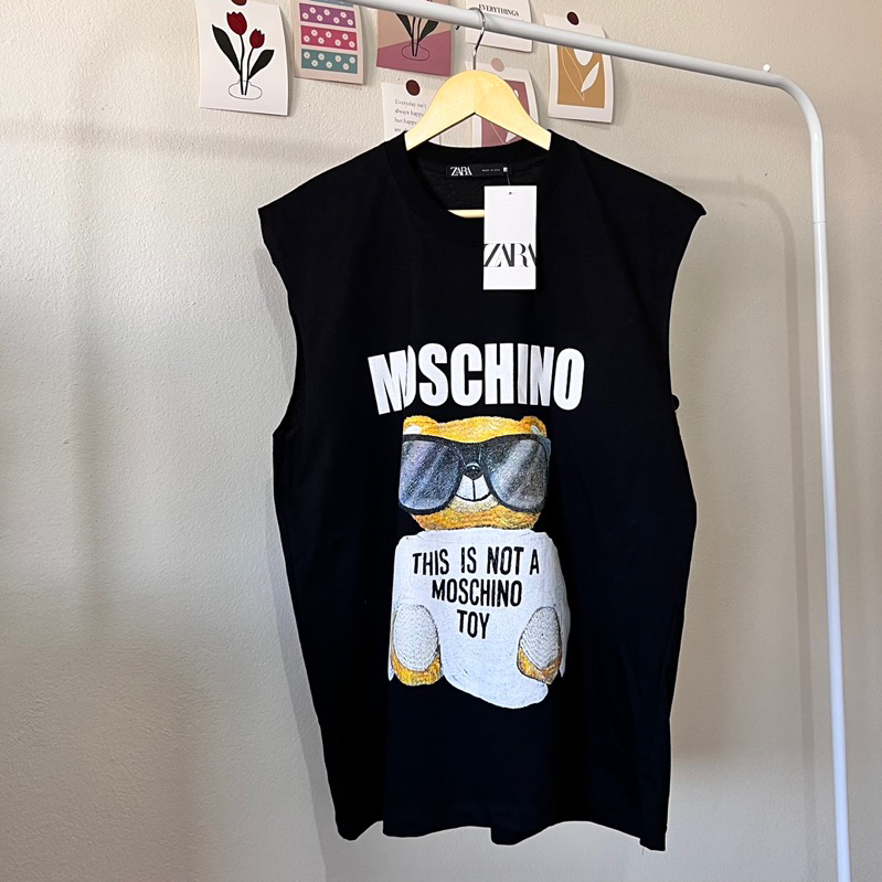 เสื้อยืดแขนกุด oversize ป้าย zara ลายน้องหมี MOSCHINO 🐻