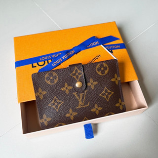 LV Kisslock wallet มือสองของแท้💯ค่ะ (รบกวนทั่กแชทก่อนสั่งค่ะ)