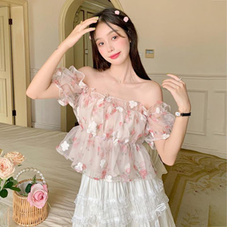 🌻พร้อมส่ง🌻 เสื้อเชิ้ตผู้หญิง เสื้อเชิ้ตปาดไหล่ ผู้หญิง เดรสสายเดี่ยวลายดอกไม้หวานๆ ไม่ซ้ำใคร ท็อปส์สั้น