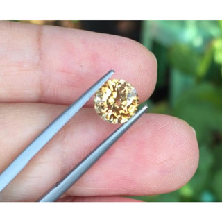 พลอยเพทาย(Brown Zircon) นน2.60กะรัต