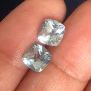 3.80 ct2pcs พลอยสกายปลูโทปาสแท้ ธรรมชาติ TOPAZ ทรงคุขขั่น