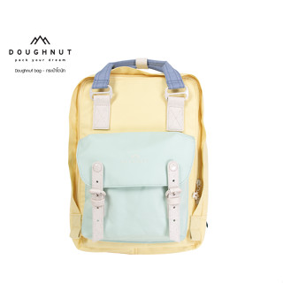 DOUGHNUT BAG : MACAROON MONET SERIES CLASSIC : BUTTERY X LIGHT AQUA ดีไซเนอร์รุ่นใหม่ของเรา มีเป้าหมายที่จะออกแบบกระเป๋าคุณภาพสูงและใช้งานได้จริง ให้กับลูกค้า สไตล์ขี้เล่น สีสันสดใส กระเป๋าโดนัทเป้สะพายหลัง น้ำหนักเบา หนังแท้ กันน้ำ  (รหัสสินค้า 09446)