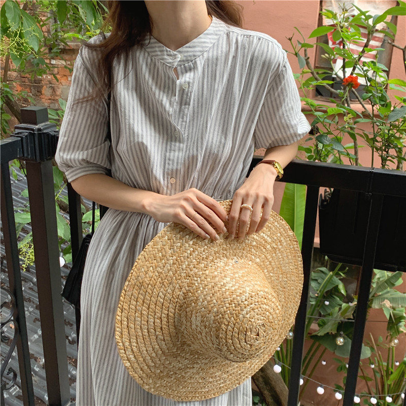 พร้อมส่ง เดรสยาวมินิมอล เดรสลายทาง กระดุมช่วงอก ใส่สบาย เอวรูดปรับได้ - รูปที่ 2