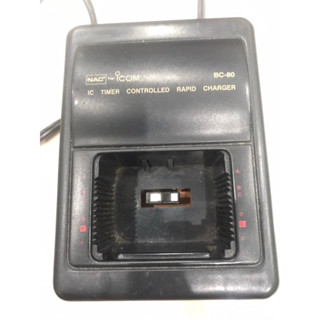 เเท่น ชาร์ทวิทยุสื่อสาร  icom. รุ่น 2GXA-T มือ2  ใช่งานปกติ  สภาพสวย  ราคา 250  บาท
