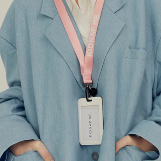 กรอบใส่บัตรพนักงาน ซองใส่บัตรแบบแข็ง พลาสติก แบบน้ำหนักเบา(ไม่รวมสาย) HARD CASE KIDNAP ME.