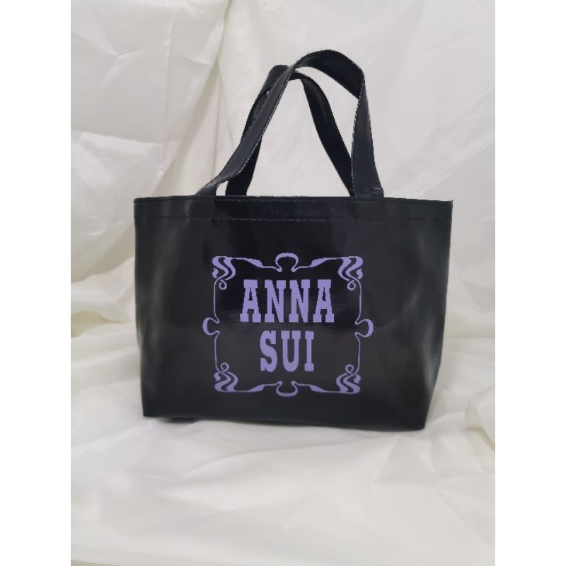 กระเป๋าและถุงผ้า Anna Sui​