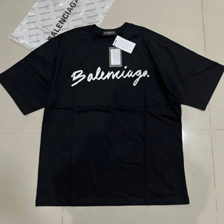 BALENCIAGA SCRIPT LOGO PRINTED COTTON-JERSEY T-SHIRT เสื้อยืดคอกลมแขนสั้น แบรนด์บาลองเซียก้า