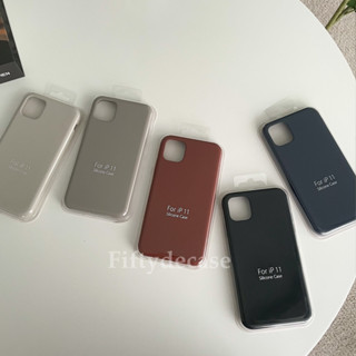 พร้อมส่ง***7-11 pro max(ปิดท้าย) เคสซิลิโคนสีพื้น ไม่มีโลโก้ โทนสีเข้ม ด้านในเป็นกำมะหยี่ ลบรอยปากกาได้