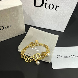 CHRISTIAN DIOR PETIT CD BRACELET เครื่องประดับแบรนด์เนม คริสเตียนดิออร์ สร้อยข้อมือโซ่ สีทอง ตัวหนังสือ CD