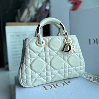 พร้อมส่ง CHRISTIAN DIOR LADY HANDLE 95.22 BAG   SIZE : 25*10*17CM