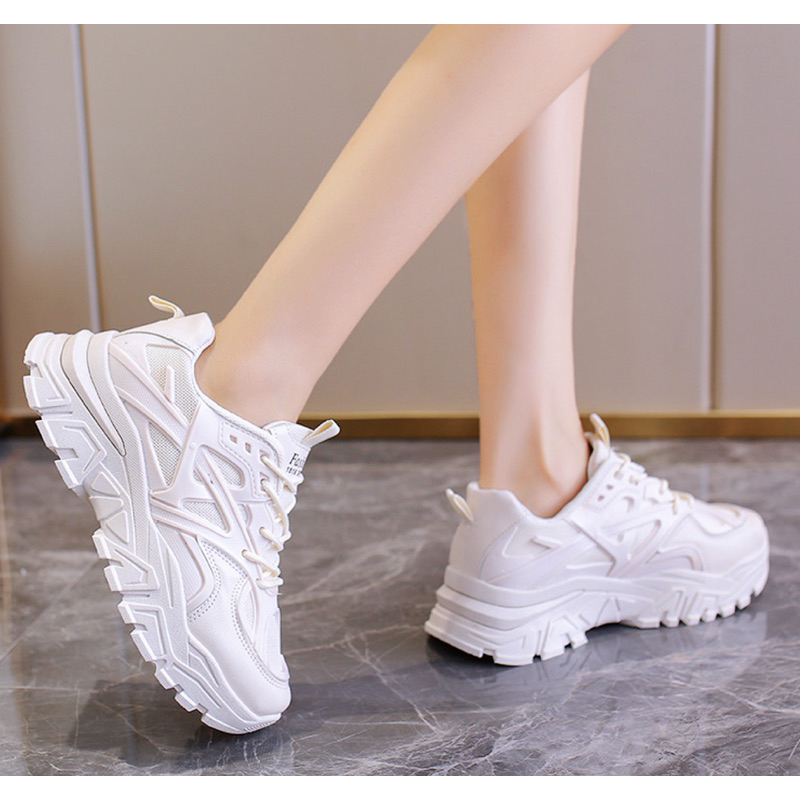 mavis .fashion 💜พร้อมส่ง🎀 รองเท้าผ้าใบ สไตล์เกาหลี สีขาว ครีมน่ารัก เสริมส้นสูง งานมีกล่องให้ NO.M07