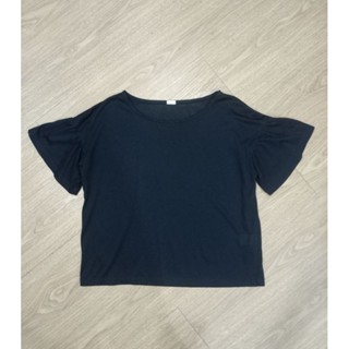 RT407 เสื้อแขนระบาย gu