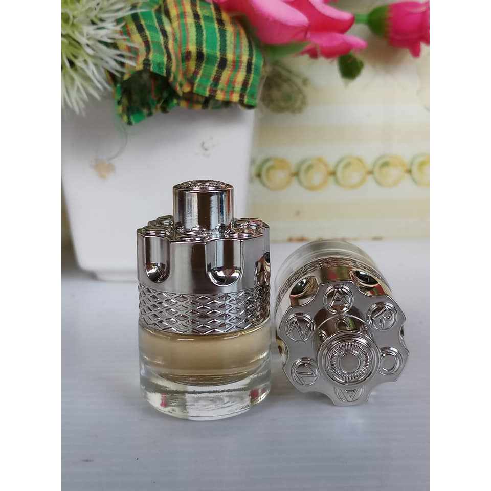 เซลล์ น้ำหอมมินิ ขนาดพกพา มีหลายรุ่นให้เลือก ไซส์ 5-15ml  น้ำหอมแท้100%