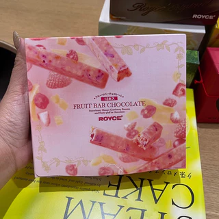 ‼️หิ้วใหม่ทุกรอบบิน‼️Royce Nutty & Fruit Bar Chocolate ไวท์ช็อกโกแลตอัดแน่นด้วยอัลมอนด์บด อร่อยมากกก 👍🏻