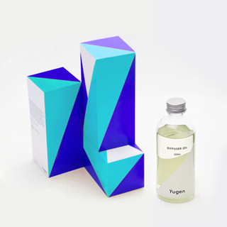 Yugen ผลิตภัณฑ์กระจายกลิ่นหอมแบบรีฟิล กลิ่น อควาติกา (Yugen - Diffuser oil 200 ml / Scent : Aquatica)
