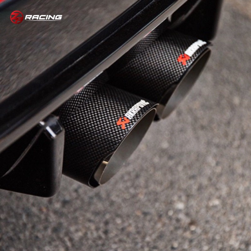 ปลายท่อคู่ CIVIC HatchbacK (FK7) คาร์บอน Akrapovic