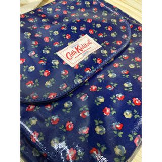 Cath Kidston กระเป๋าสะพาย cross body  สีน้ำเงินเข้ม