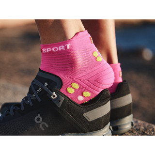 Compressport ถุงเท้าวิ่ง ข้อสั้น Pro Racing Socks v4.0 Run Low