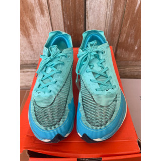 used like very new. Nike next%2 สีออโรร่ากรีน