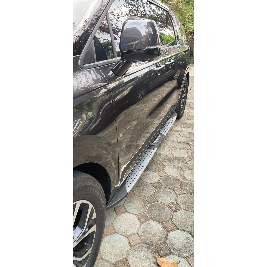 บันไดข้าง Kia Carnival Gen4