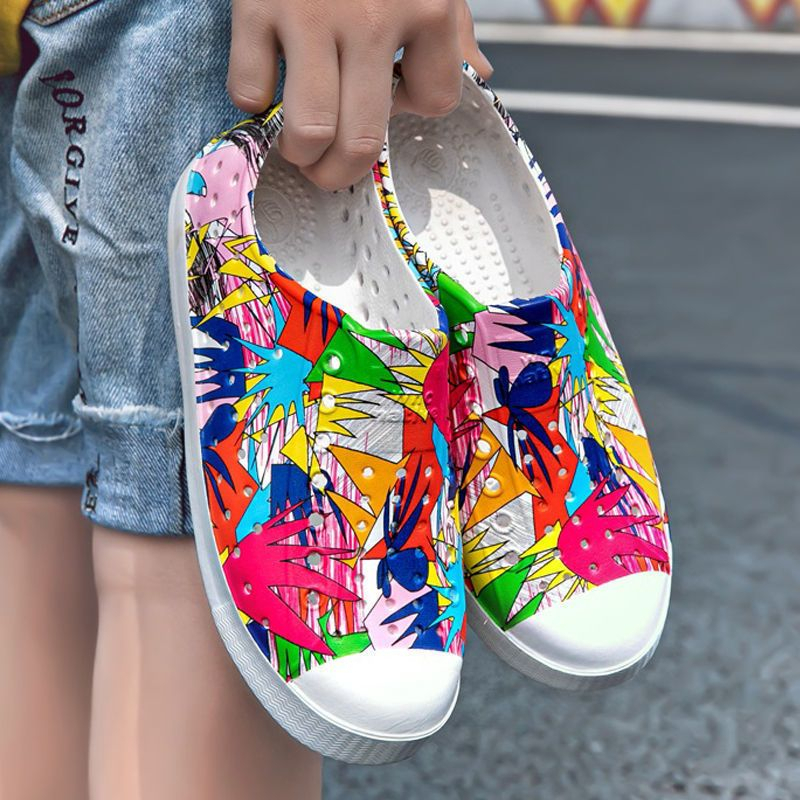Qiaoyiluo ฤดูร้อนใหม่คู่ Graffiti ผู้ชายและผู้หญิงรองเท้าแตะลมสบายๆ