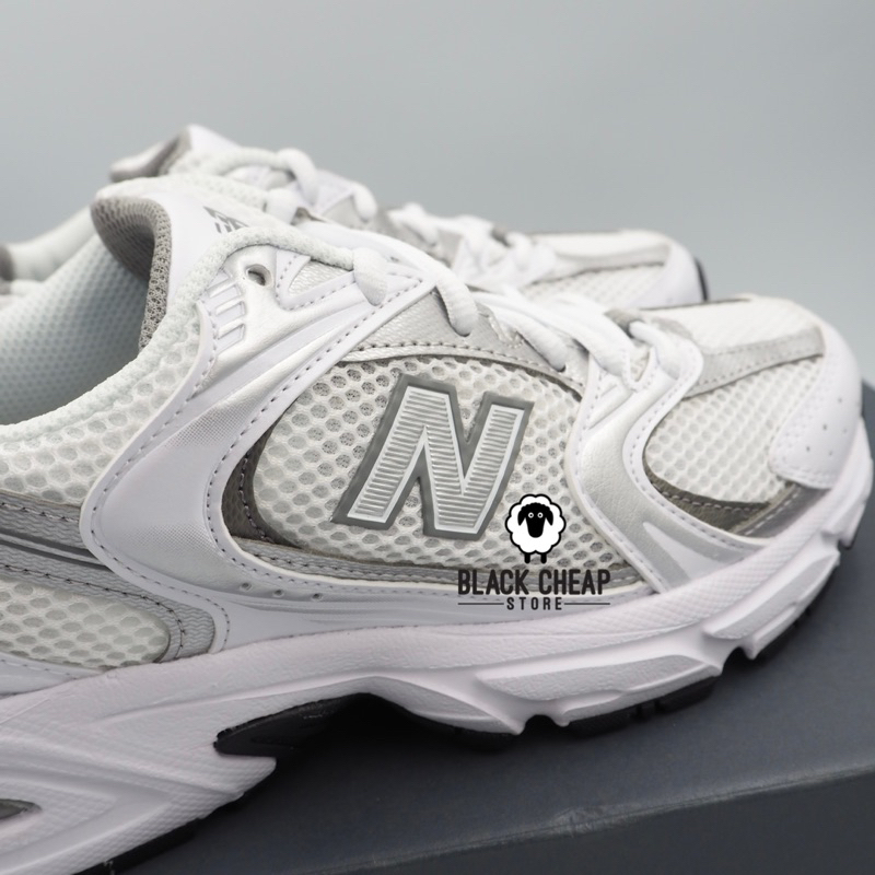 พร้อมส่ง (ของแท้ 100%) New Balance MR530AD สีขาวเทา รุ่นฮิต เบามาก ดาราใส่เยอะ