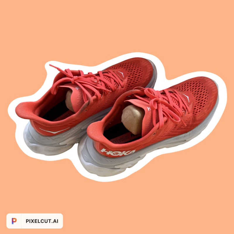 HOKA CLIFTON EDGE FOR WOMEN (มือ2)