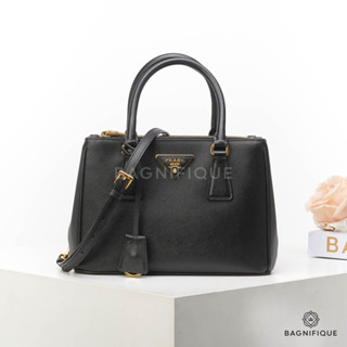 PRADA SAFFIANO 25 BLACK LEATHER GHW