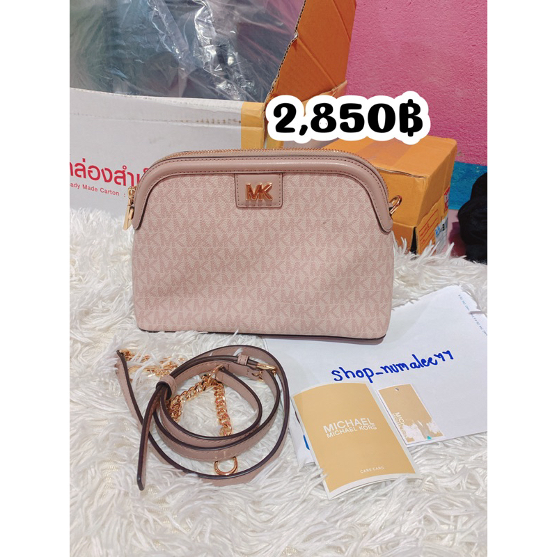 กระเป๋า crossbody MK